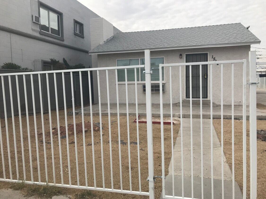 1512 S Casino Center Blvd, Las Vegas, NV 89104 House Rental in Las