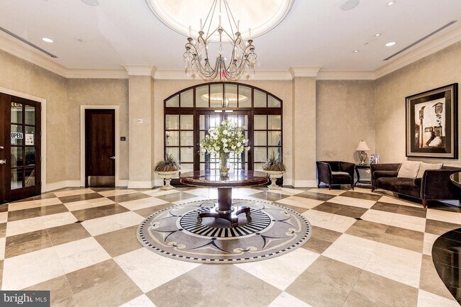 Foto del edificio - 11710 Old Georgetown Rd