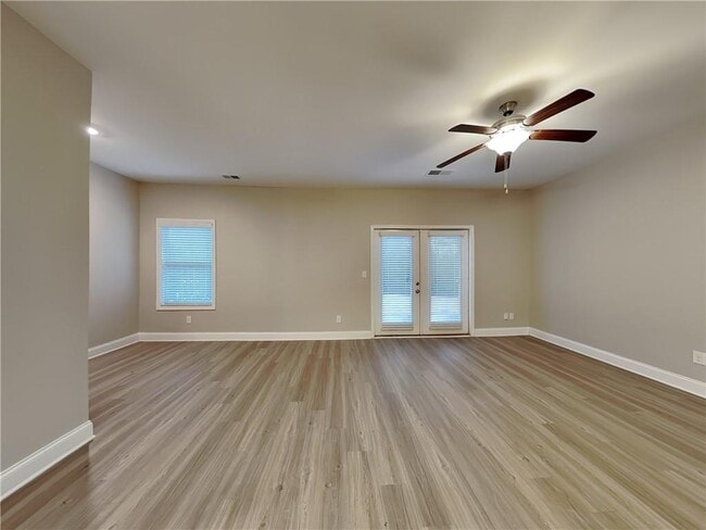 Building Photo - 409 Trickum Hill Dr