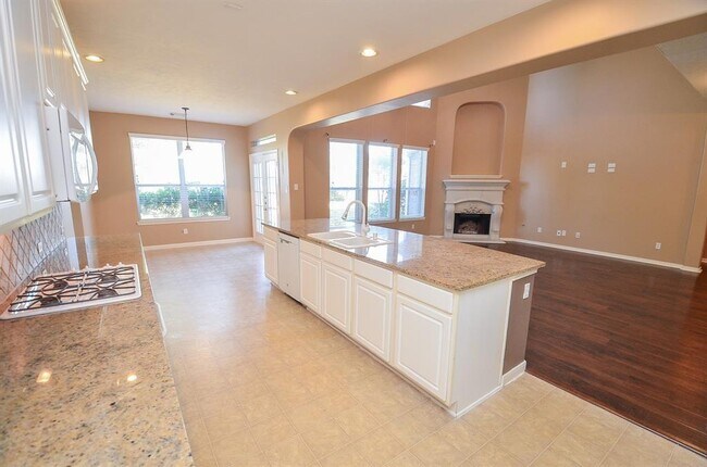 Building Photo - 26922 Rockwood Park Ln