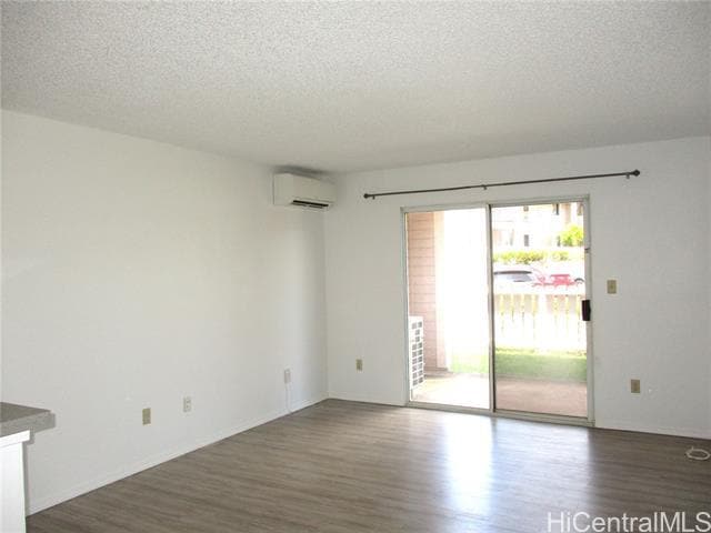Building Photo - 94-870-870 Lumiauau St