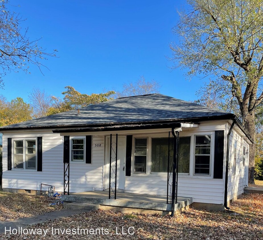 4 br, 2 bath House 508 Small St House Rental in Gallatin, TN