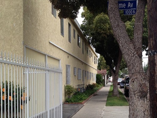 Building Photo - 1002 Lakme Ave