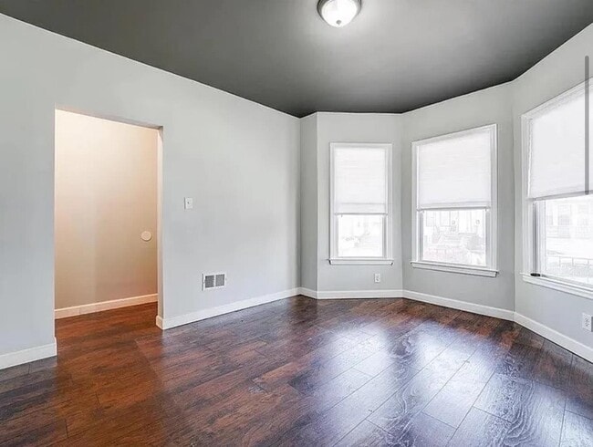 Building Photo - 36 Dwight St