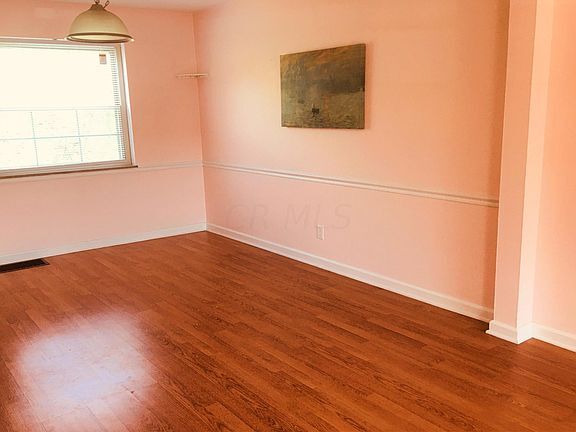 Building Photo - 1060 Sells Ave