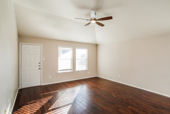 Foto del edificio - 110 Comanche Trail