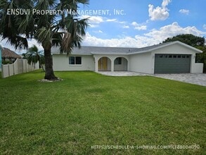 Building Photo - 1018 Spindle Palm Way