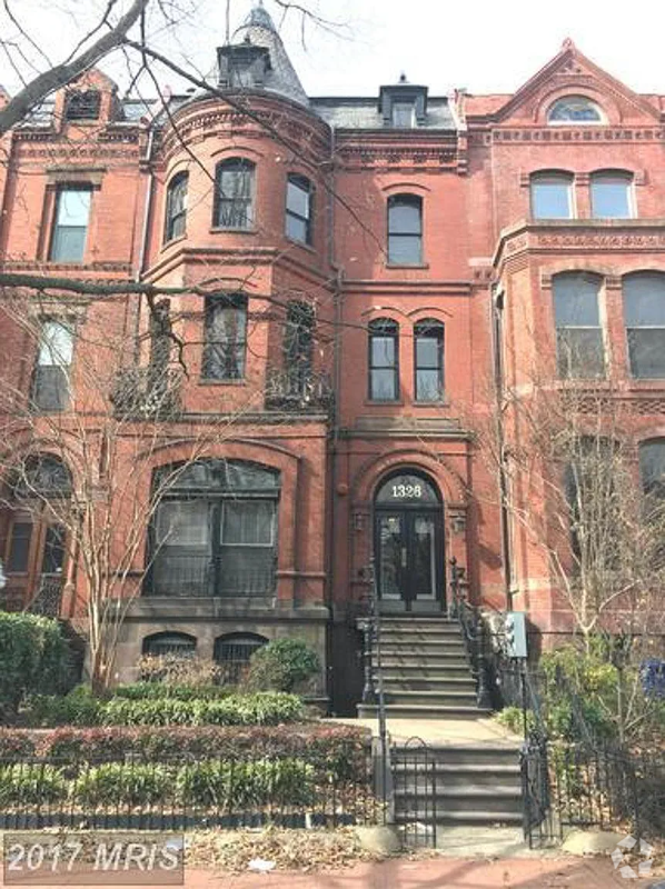 Building Photo - 1326 Vermont Ave NW