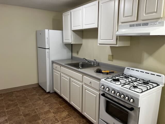 Building Photo - 1 Adams Cir