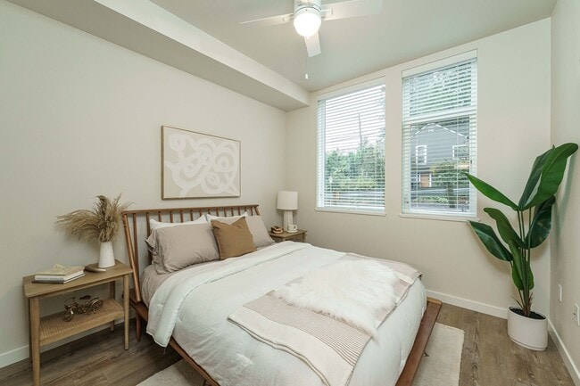 Interior Photo - The Woods on Marquam Hill