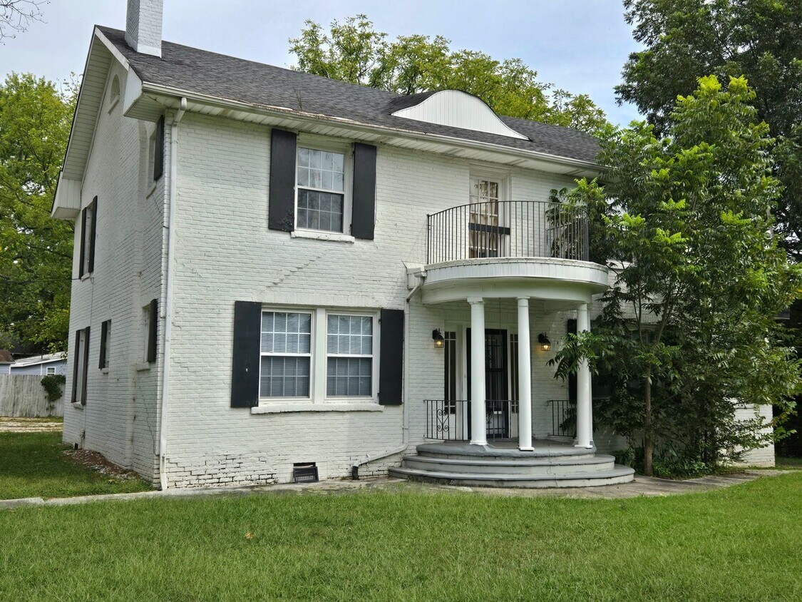 Primary Photo - 4010 W Martin Mill Pike