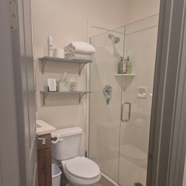 Foto del edificio - Move-in Bonus! 2 Bed, 2 bath + Office or Den.