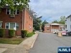 Foto principal - 268 McBride Ave
