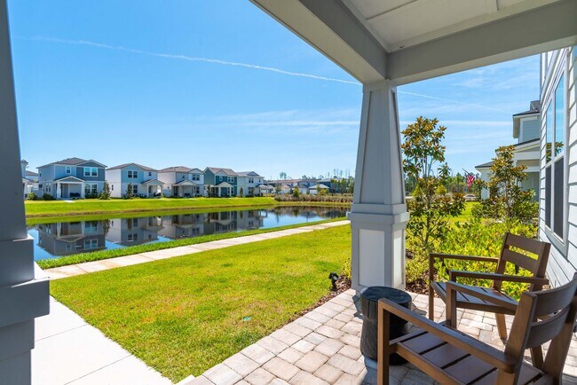 Building Photo - Waterfront Living in Wildlight! 4 bed - 3 bath