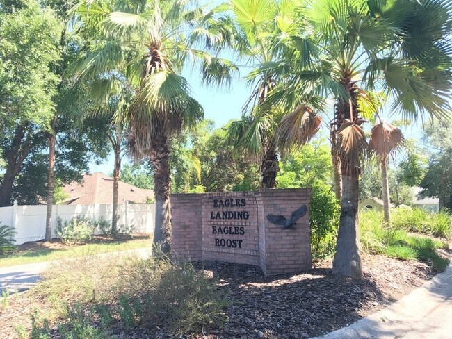 Foto del edificio - 4252 Eagles View Ln