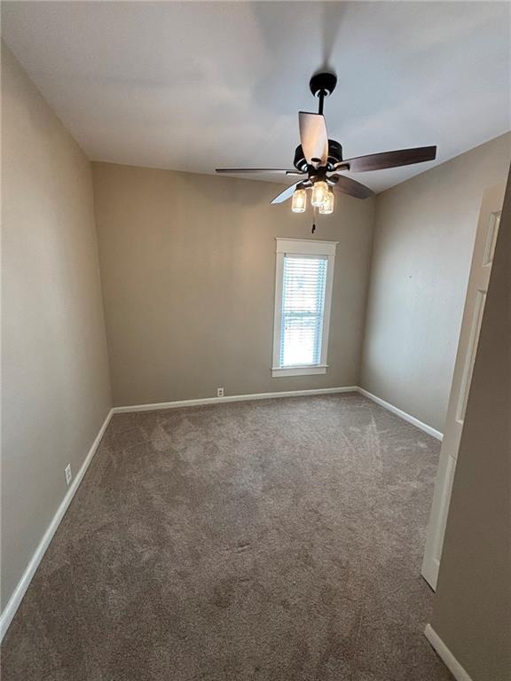 Foto del edificio - 868 N Main St