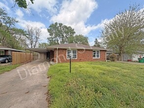 Building Photo - 2015 E Page St