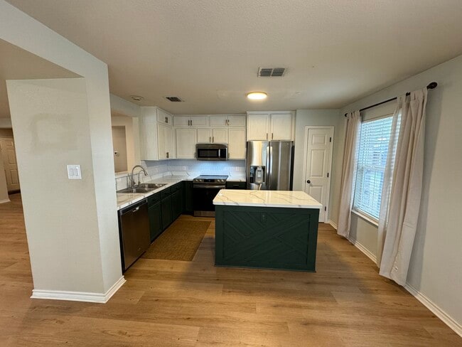 Foto del edificio - 1600 Knight Trail