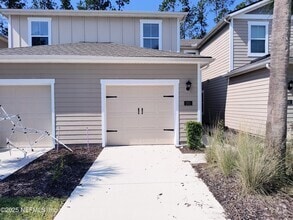 Building Photo - 201 Scotch Pebble Dr