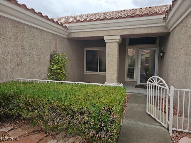 Foto del edificio - 10804 Clarion Ln