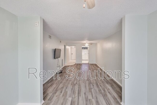 Building Photo - 801 83rd Ave N