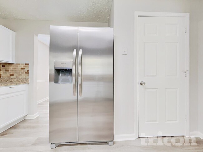 Foto del edificio - 1621 Smithson Dr