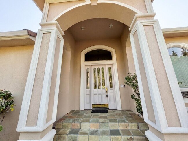 Foto del edificio - 3014 NW Chapin Dr