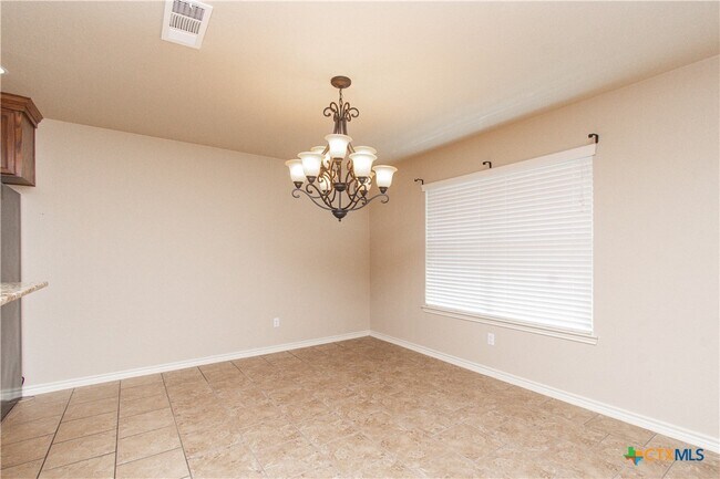Building Photo - 3606 Sands Ln
