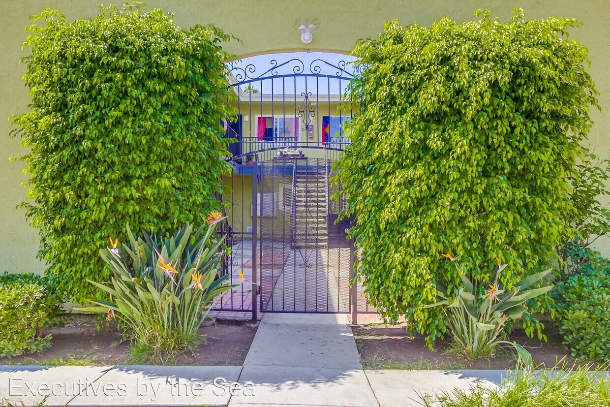 Primary Photo - 419 Garfield St
