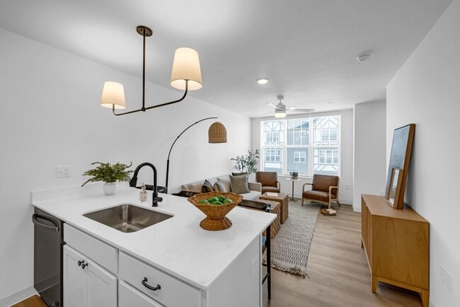 Interior Photo - Launch Townhomes