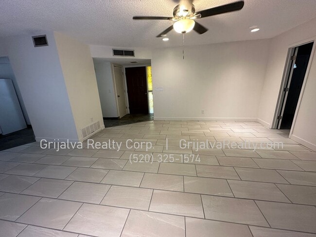 Building Photo - 3505 W Alana Ln