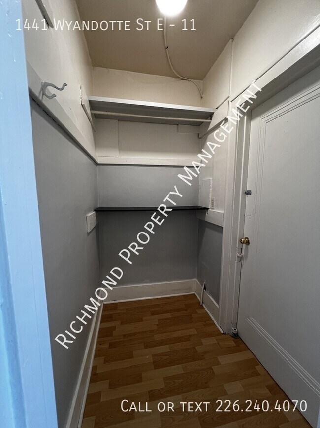 Photo du bâtiment - 1441 Wyandotte St E