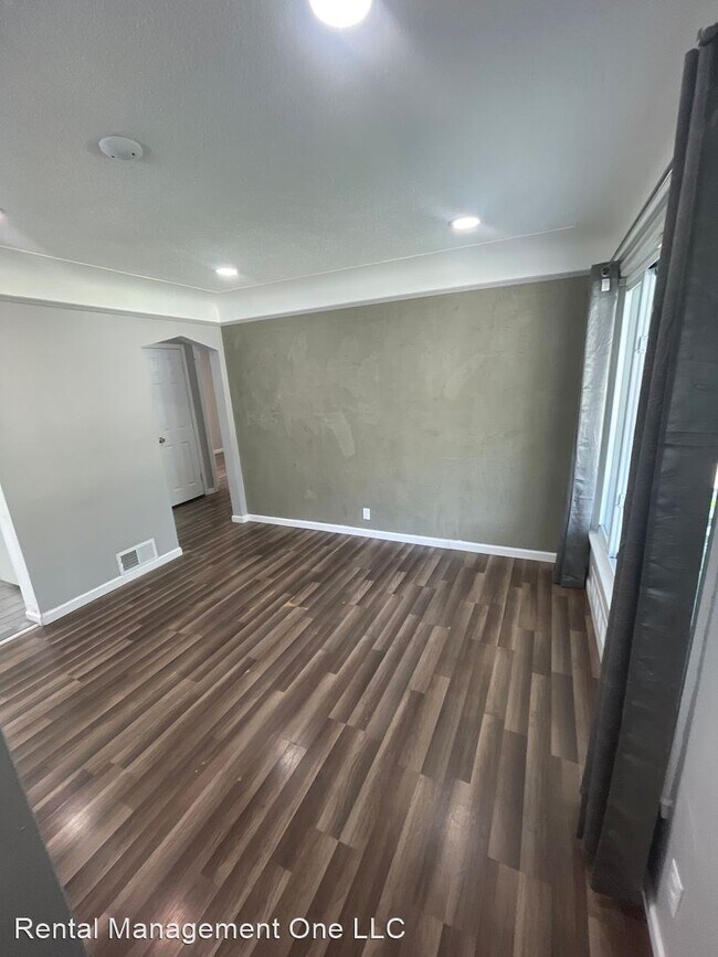 Foto del edificio - 2 br, 1 bath House - 26389 Eton Avenue