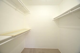 Building Photo - 17518 Autumn Trails Ln