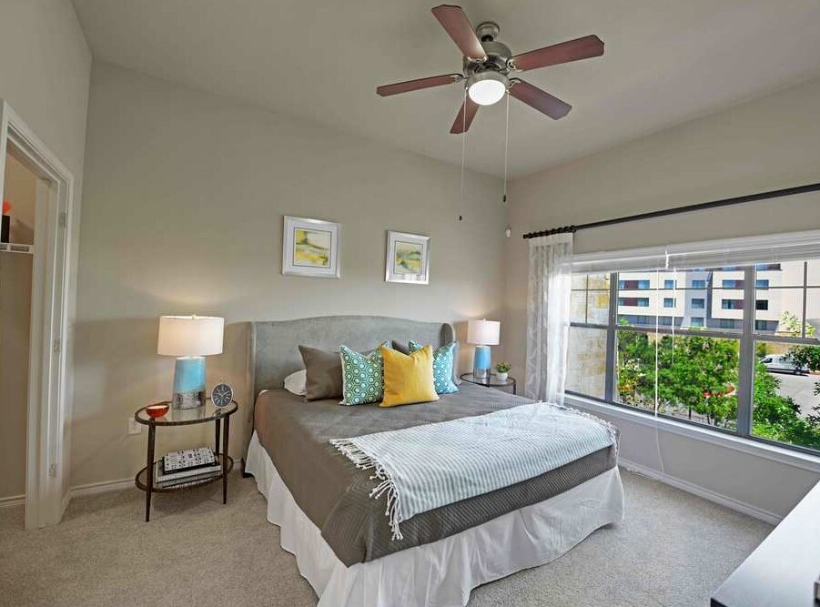 Primary Photo - Apartment for Rent