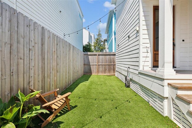 Foto del edificio - 1120 W 18th St