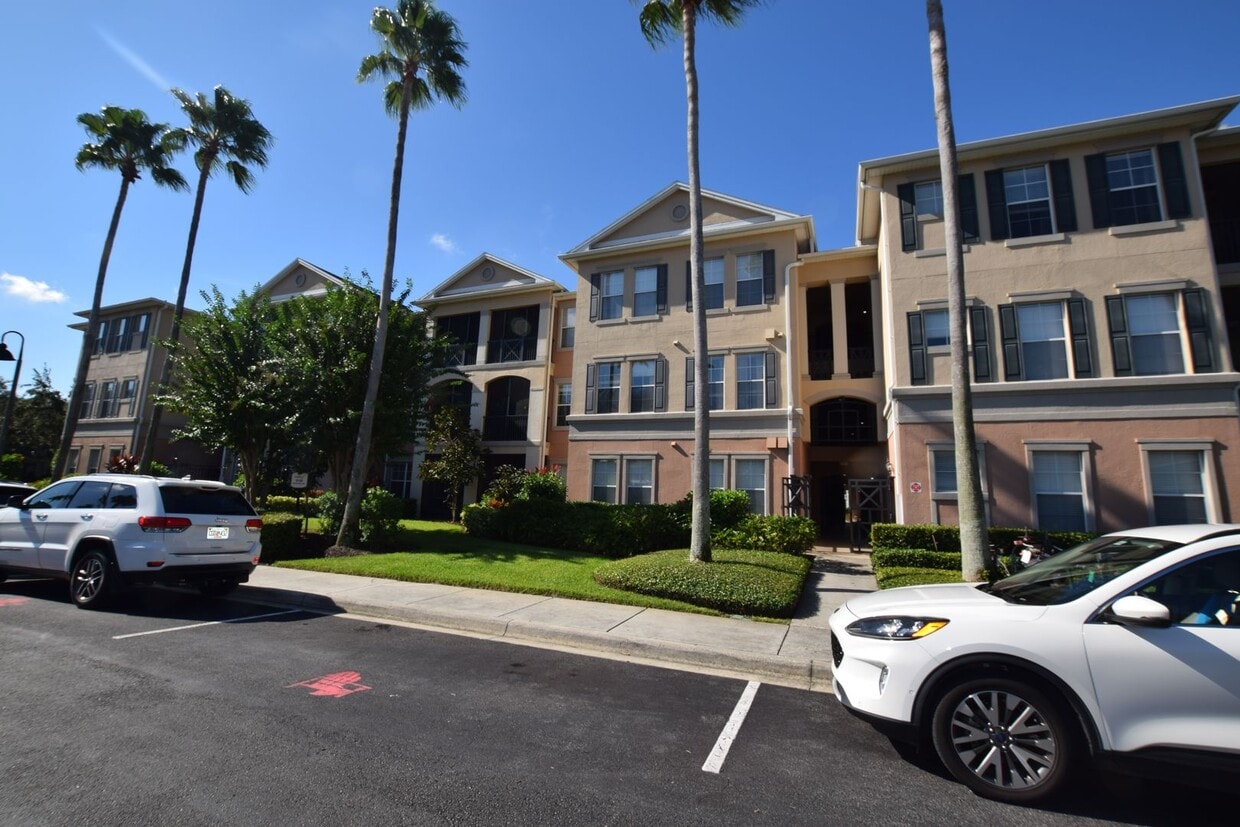 Photo - Gorgeous 3 bedroom / 2 bathroom on third floor For Rent at 8168 Boat Hook Loop #305 Windermere, FL 3