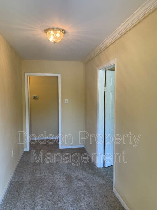 Building Photo - 11512 Genito Rd