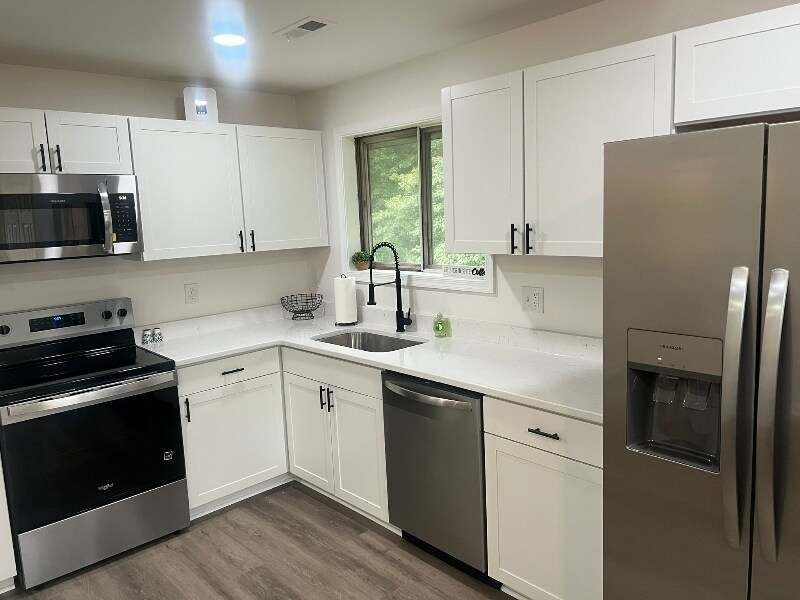 Foto principal - 1416 Weaver Ave