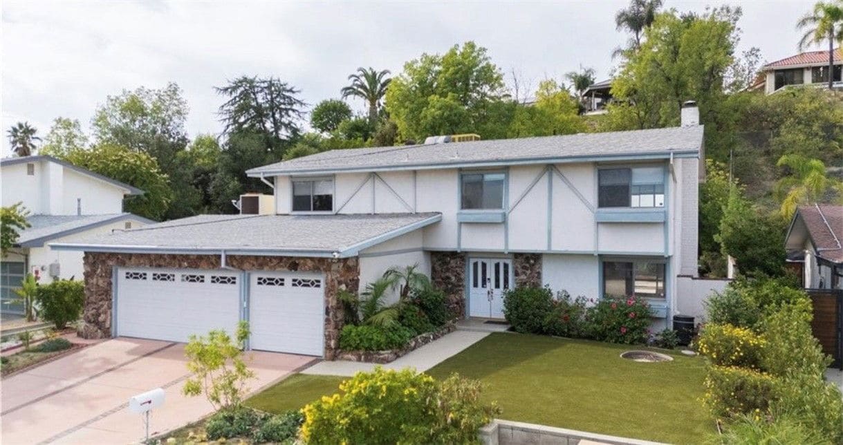 Foto del edificio - 6035 Rod Ave