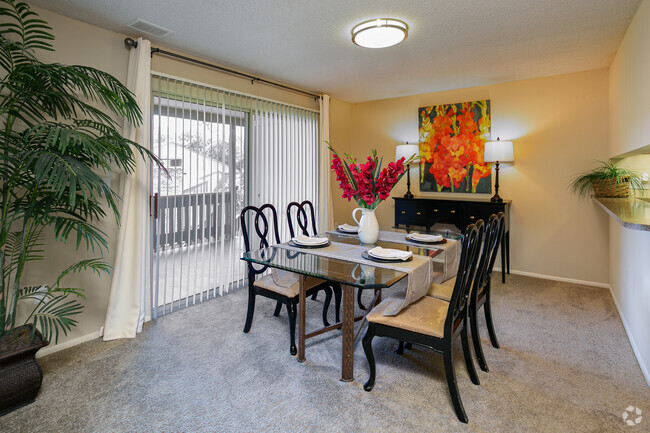 2BR-2BA_1,142sf Dining Room - Woodlake Park Apartments