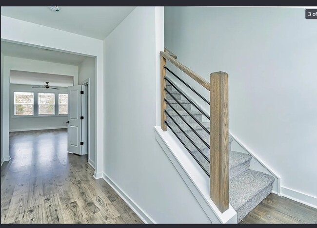 Building Photo - 1443 Darrowby Wy