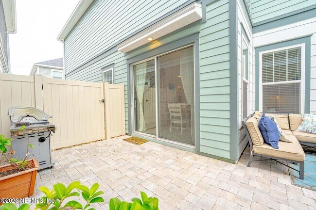 Building Photo - 7413 Beach Walk Pl