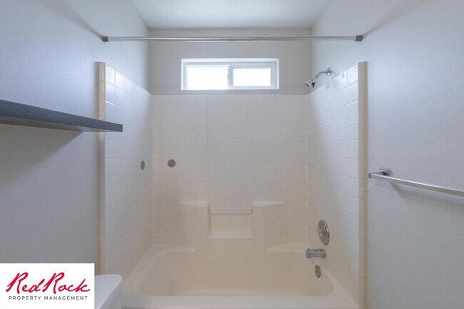 Foto del edificio - Charming 3 Bed, 2 Bath Home in the Heart o...