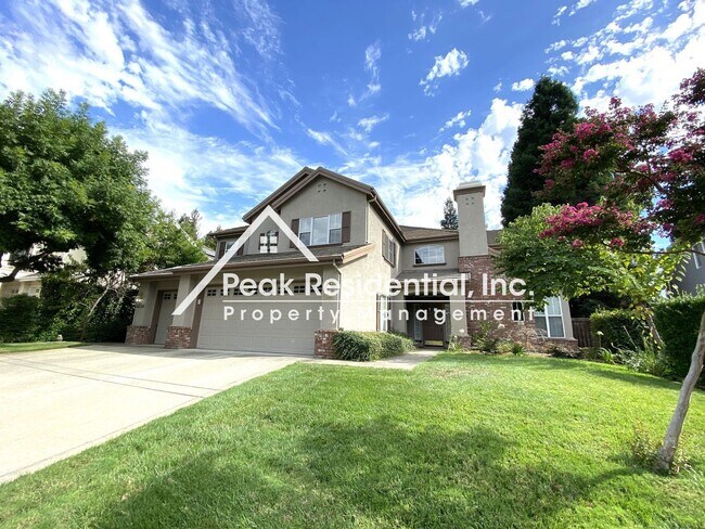 Building Photo - 5 br, 3 bath House - 4020 Luxor Lane