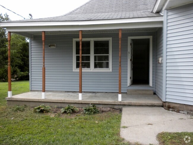 front porch - 311 E College St