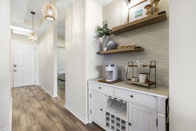 Building Photo - 1781 Four Mile Cove Pky