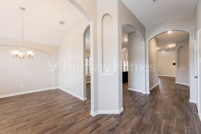 Building Photo - 1608 Adams Dr