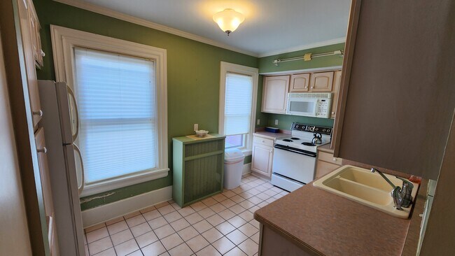 cocina - 840 East Ave