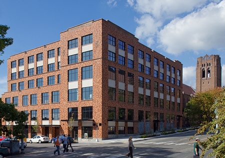 Foto principal - Russell Hall
